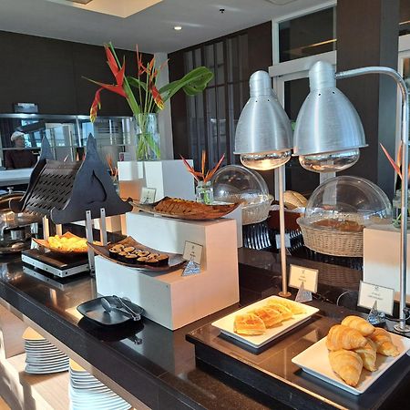 Kantary Beach Hotel Villas & Suites Khao Lak Eksteriør billede