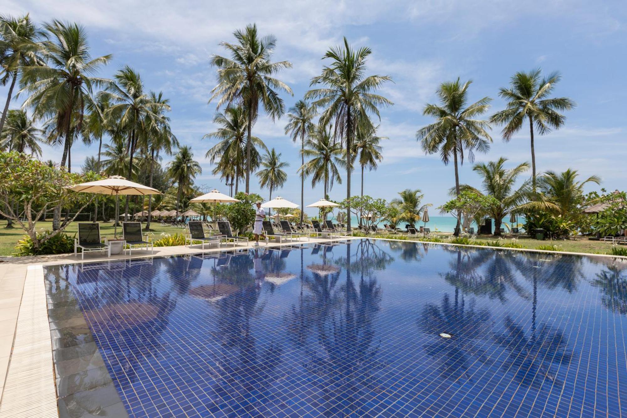Kantary Beach Hotel Villas & Suites Khao Lak Eksteriør billede