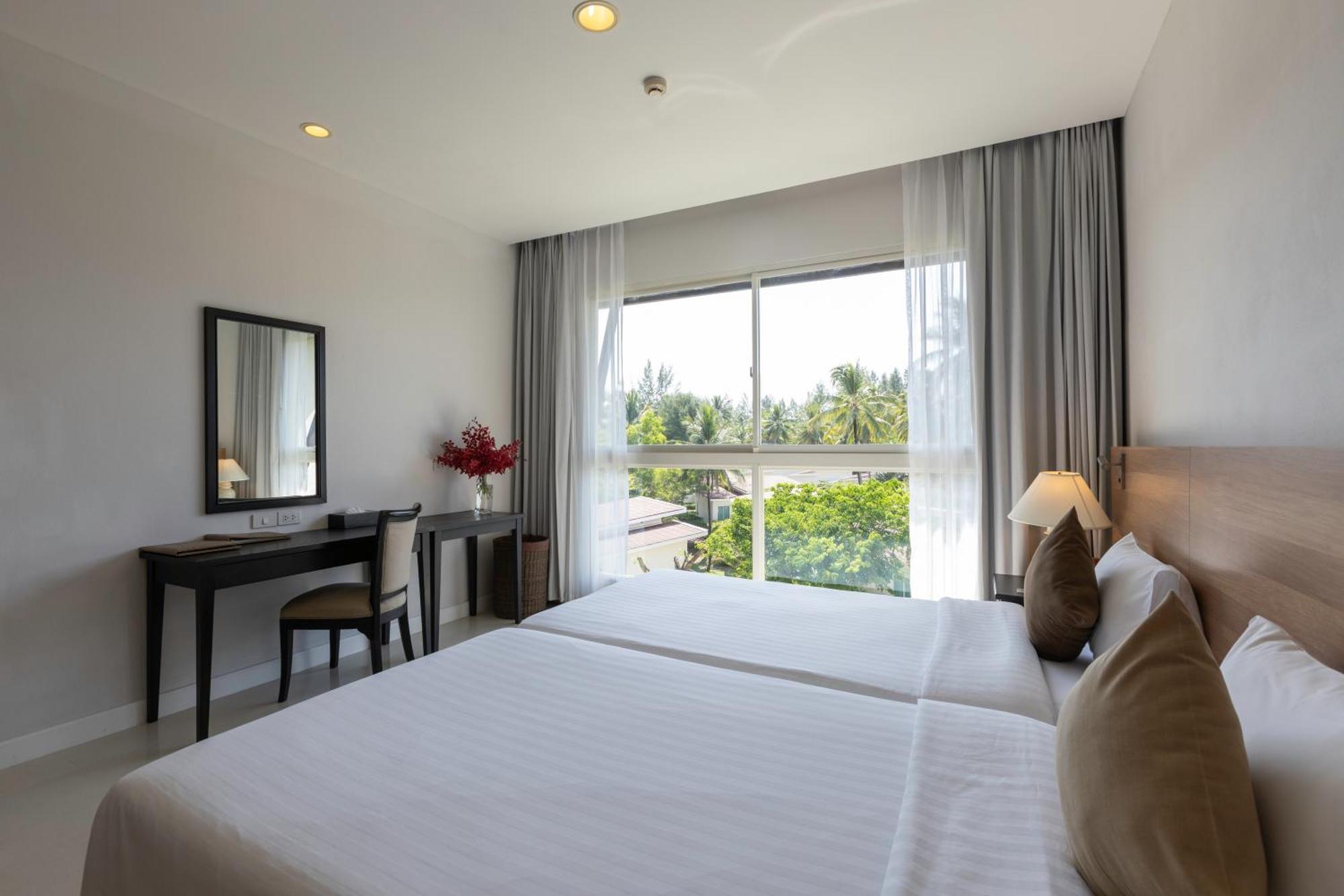 Kantary Beach Hotel Villas & Suites Khao Lak Eksteriør billede