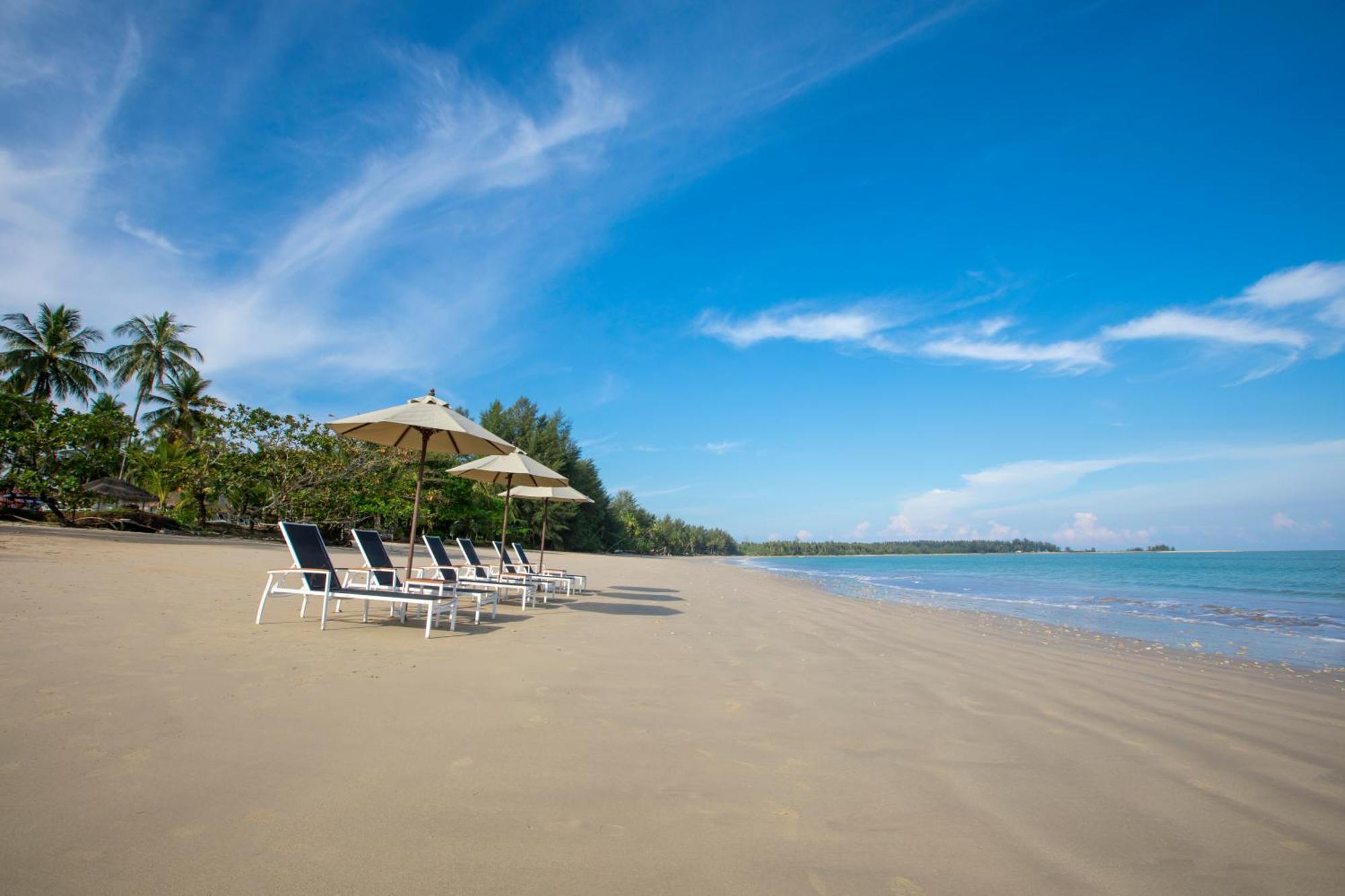 Kantary Beach Hotel Villas & Suites Khao Lak Eksteriør billede