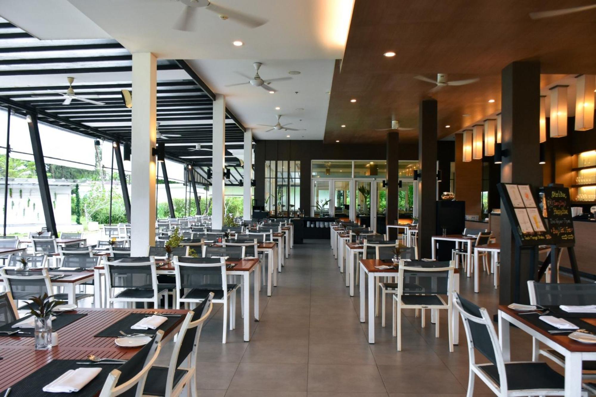 Kantary Beach Hotel Villas & Suites Khao Lak Eksteriør billede